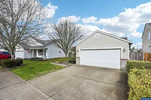 2315 SW Hannah Cir, McMinnville, OR 97128 - Photo 3