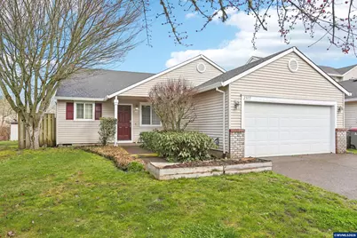 2315 SW Hannah Cir, McMinnville, OR 97128 - Photo 1