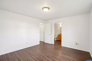 2315 SW Hannah Cir, McMinnville, OR 97128 - Photo 17