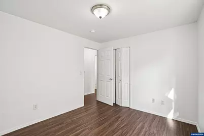 2315 SW Hannah Cir, McMinnville, OR 97128 - Photo 21