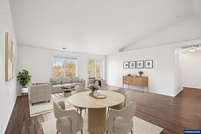 2315 SW Hannah Cir, McMinnville, OR 97128 - Photo 7