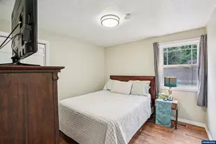 2095 Popcorn Ct NW, Salem, OR 97304 - Photo 21