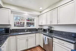 2095 Popcorn Ct NW, Salem, OR 97304 - Photo 9