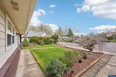 2095 Popcorn Ct NW, Salem, OR 97304 - Photo 3