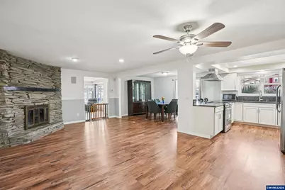 2095 Popcorn Ct NW, Salem, OR 97304 - Photo 11