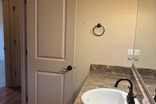 137 Miranda Ave SE, Salem, OR 97306 - Photo 17