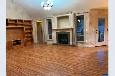 137 Miranda Av SE, Salem, OR 97306 - Photo 5