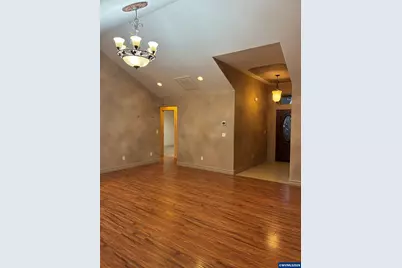 137 Miranda Av SE, Salem, OR 97306 - Photo 15