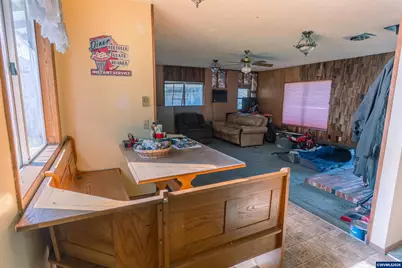 1160 Cedar St, Sweet Home, OR 97386 - Photo 17