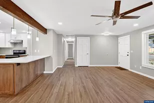 5428 Kayak Way NE, Keizer, OR 97303 - Photo 9