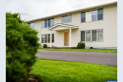 910 SE 18th Av, Albany, OR 97322 - Photo 1