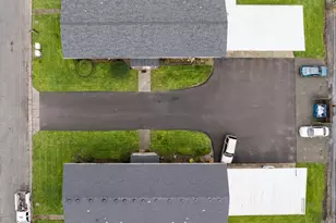 910 SE 18th Ave, Albany, OR 97322 - Photo 9