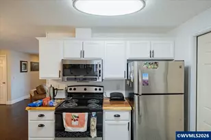 2990 Harding Ct, Sweet Home, OR 97386 - Photo 9