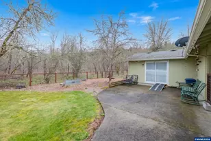 2990 Harding Ct, Sweet Home, OR 97386 - Photo 27
