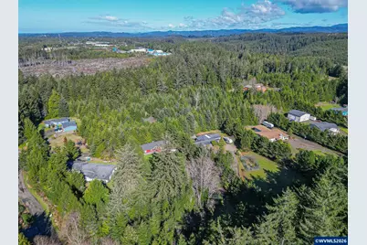 290 SW Newton Dr, Waldport, OR 97394 - Photo 39