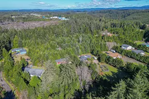 290 SW Newton Dr, Waldport, OR 97394 - Photo 39