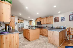 290 SW Newton Dr, Waldport, OR 97394 - Photo 9