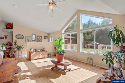 290 SW Newton Dr, Waldport, OR 97394 - Photo 7