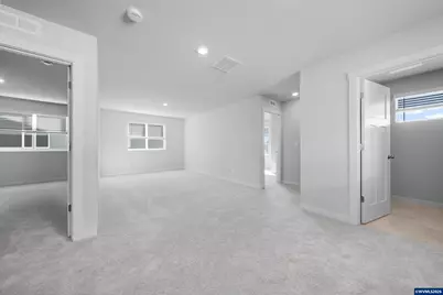 5757 Edward Ct SE, Albany, OR 97322 - Photo 9