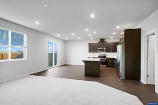 5757 Edward Ct SE, Albany, OR 97322 - Photo 5