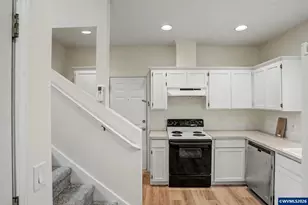 505 &amp 511 Woodland Dr NW, Salem, OR 97304 - Photo 31