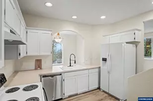 505 &amp 511 Woodland Dr NW, Salem, OR 97304 - Photo 27