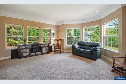 37310 Fawn Dr, Lebanon, OR 97355 - Photo 11