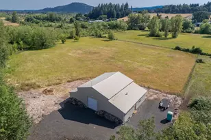 37310 Fawn Dr, Lebanon, OR 97355 - Photo 31
