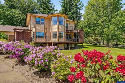 37310 Fawn Dr, Lebanon, OR 97355 - Photo 1