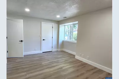 1050 Cardinal St NW, Salem, OR 97304 - Photo 21