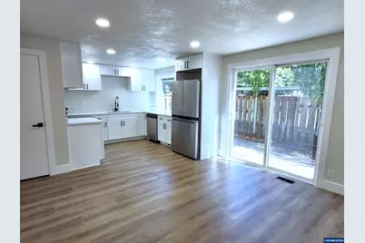 1050 Cardinal St NW, Salem, OR 97304 - Photo 13