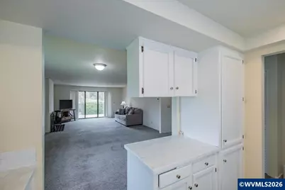 6680 Continental Cir SE, Salem, OR 97306 - Photo 11