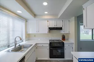 6680 Continental Cir SE, Salem, OR 97306 - Photo 9