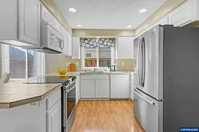 754 Pinehurst Av NE, Keizer, OR 97303 - Photo 21