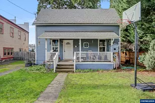 213 Mill St, Silverton, OR 97381 - Photo 1