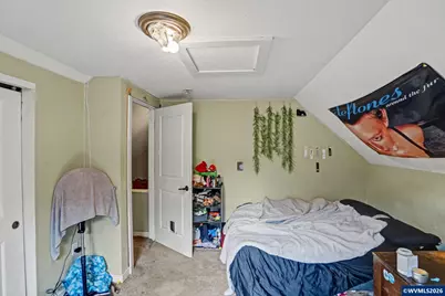 213 Mill St, Silverton, OR 97381 - Photo 17