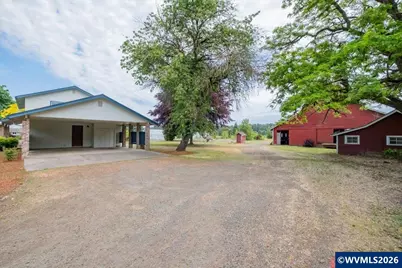 93419 River Rd, Junction City, OR 97448 - Photo 47