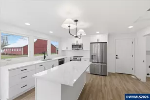 93419 River Rd, Junction City, OR 97448 - Photo 9