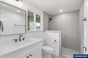 93419 River Rd, Junction City, OR 97448 - Photo 17