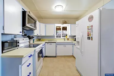 1160 Columbia St NE, Salem, OR 97301 - Photo 11