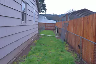 534 Birch St, Lyons, OR 97358 - Photo 21