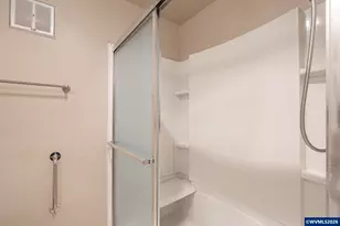 401 Madrona Ave SE, Salem, OR 97302 - Photo 21