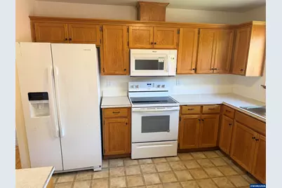 6853 Arborwood Ct NE, Keizer, OR 97303 - Photo 11