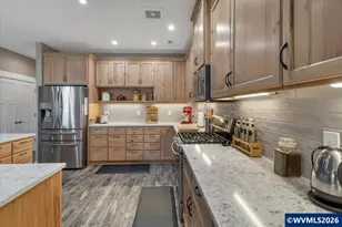 680 NW 11th Ave, Canby, OR 97013 - Photo 33