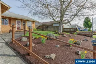 1636 SE Jonathan Ave, Dallas, OR 97338 - Photo 5