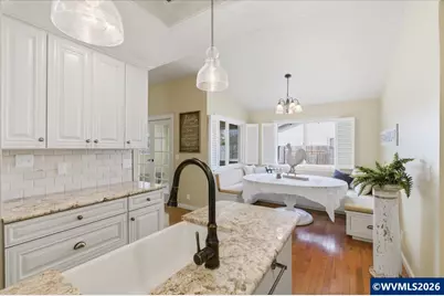 5718 E St, Springfield, OR 97478 - Photo 23