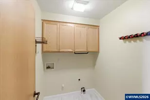 5718 E St, Springfield, OR 97478 - Photo 33