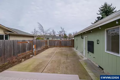 5718 E St, Springfield, OR 97478 - Photo 37