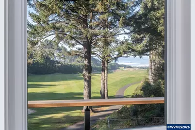 105 W Bay Point Rd, Lincoln Beach, OR 97388 - Photo 13