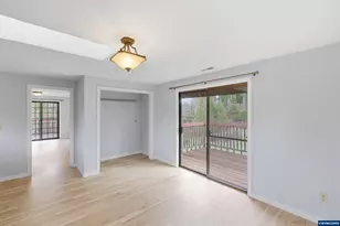 39037 White Fir Ln, Corvallis, OR 97330 - Photo 23